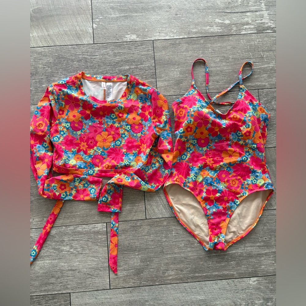 Joe Fresh Floral One Piece Swimsuit with Matching Rash Guard